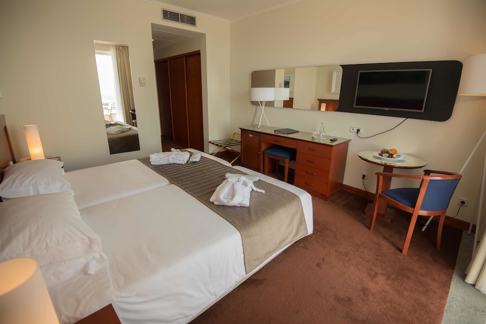 Executive Twin Room, Sea View - Photo 5