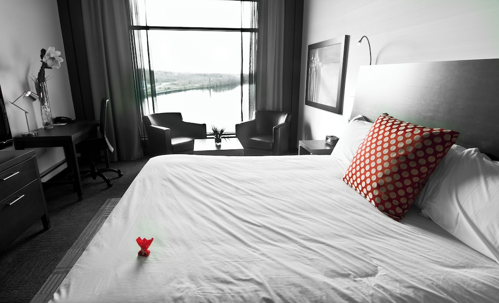 Executive Loft - Photo 3