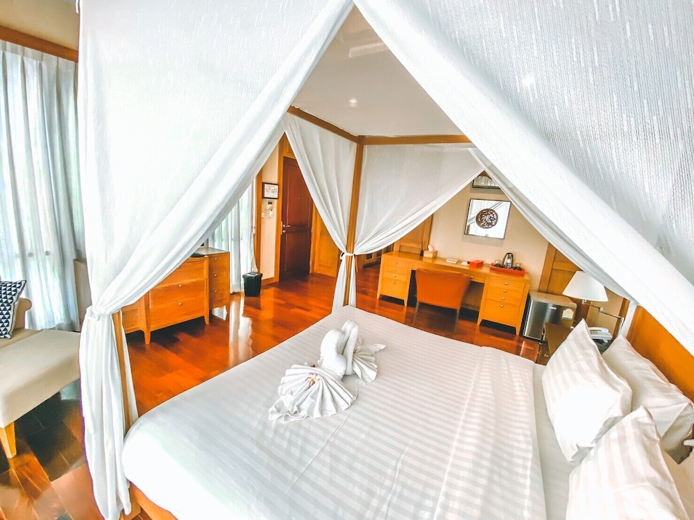Villa, 5 Bedrooms - Photo 5