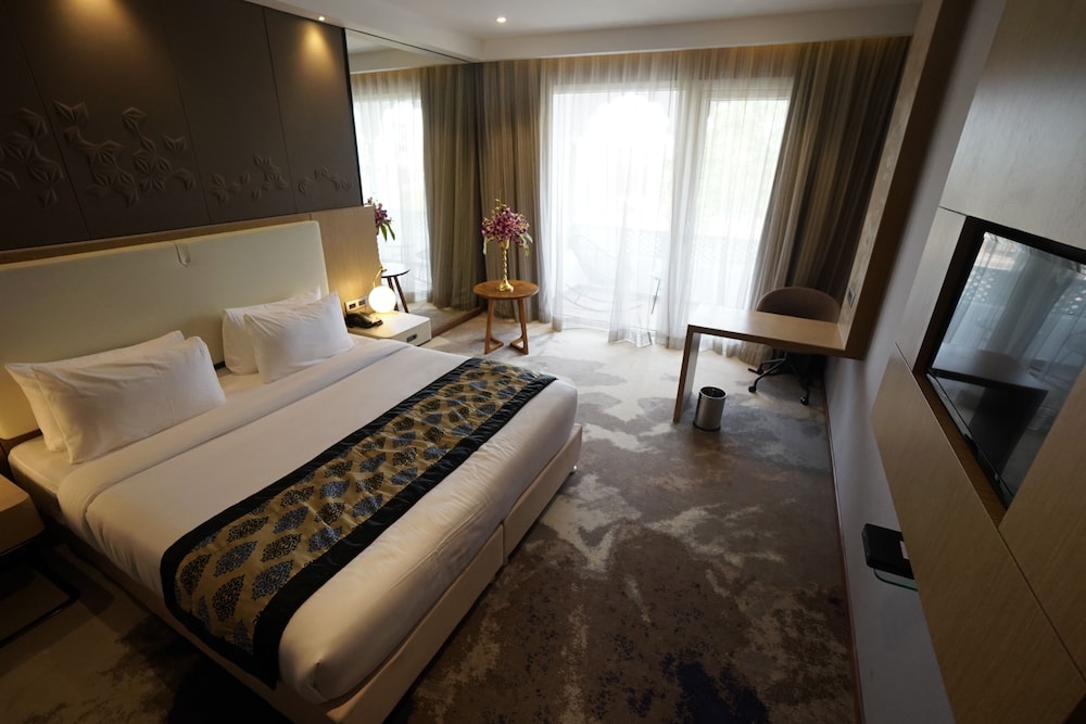 Premium Room - Photo 6