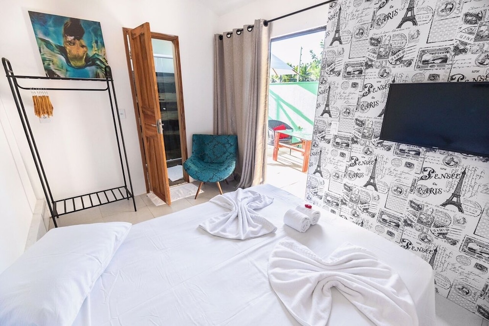 Honeymoon Suite, 1 Queen Bed photo 1