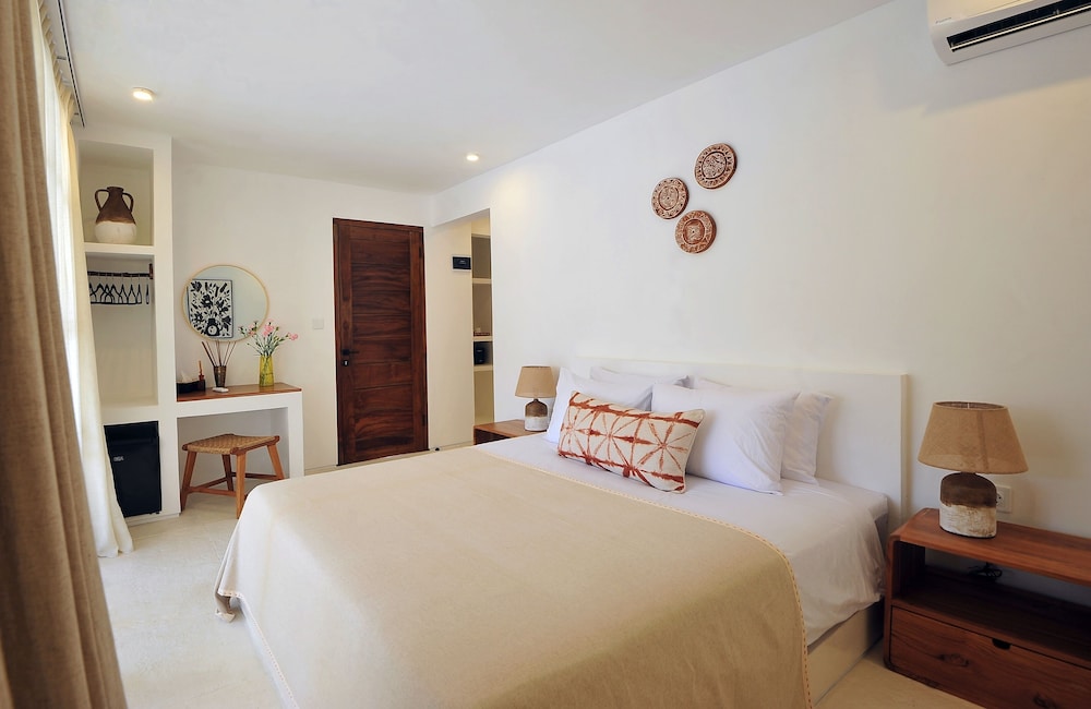 Deluxe Double Room, Balcony photo 2