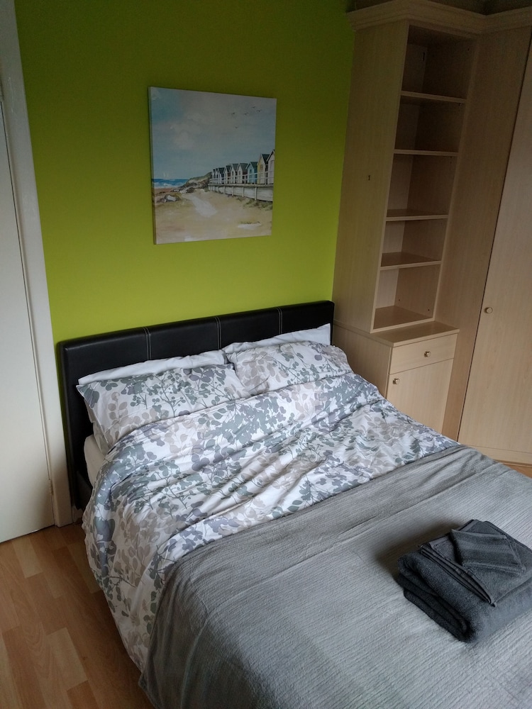 Basic Double Room photo 3