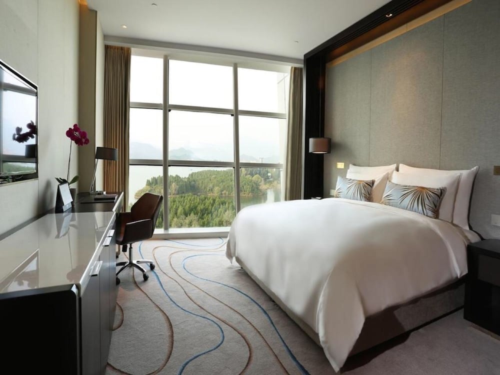 Standard Room, City View photo 2