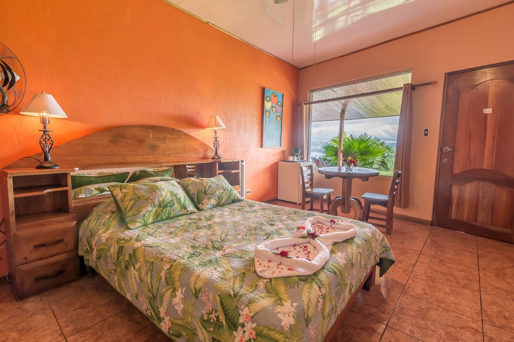 Superior Double Room, 1 Queen Bed, Private Bathroom photo 1