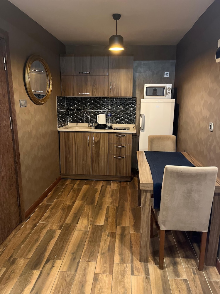 Junior Double Room, Kitchenette, City View photo 2