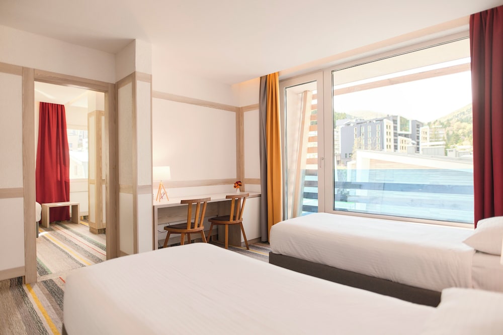 Deluxe Suite (AC) photo 2