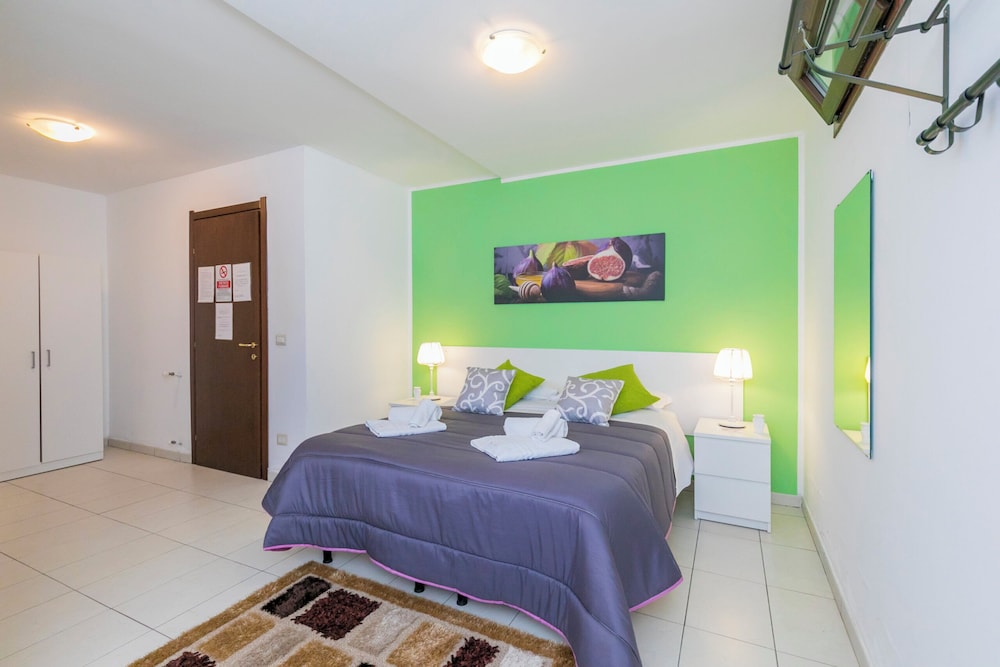 Basic Double or Twin Room ( Fichi) photo 2