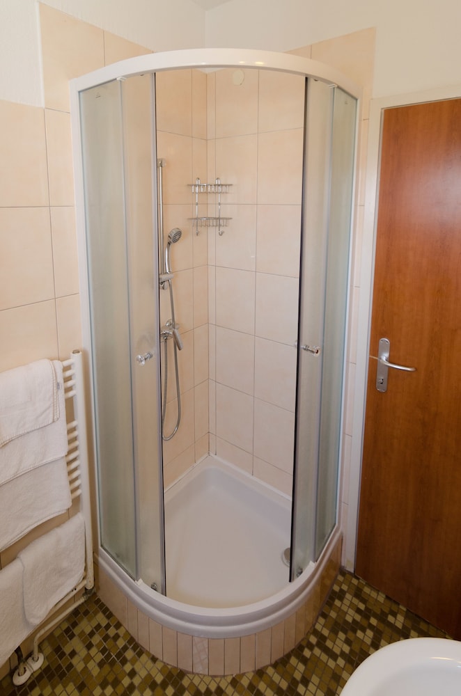 Standard Studio, 1 Double Bed, Non Smoking, Balcony photo 2