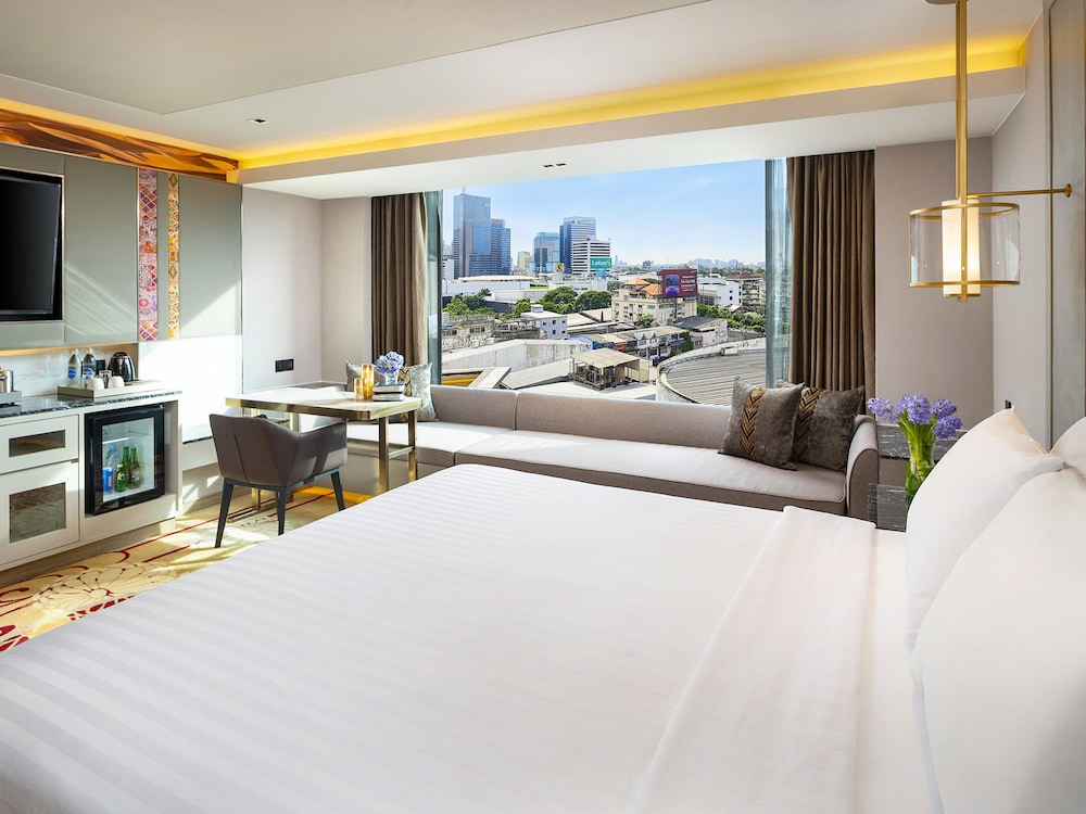 Premier King Bed Premier King Bed