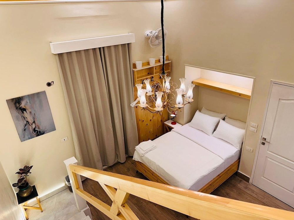 Deluxe Quadruple Room - Photo 5