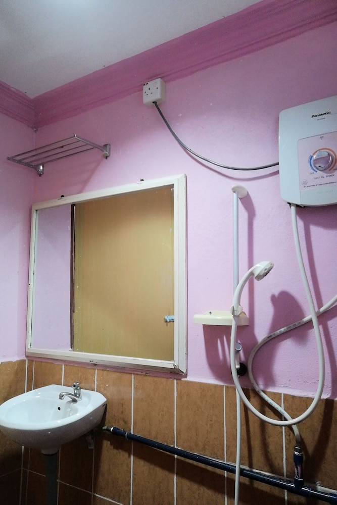Deluxe Twin Room photo 2