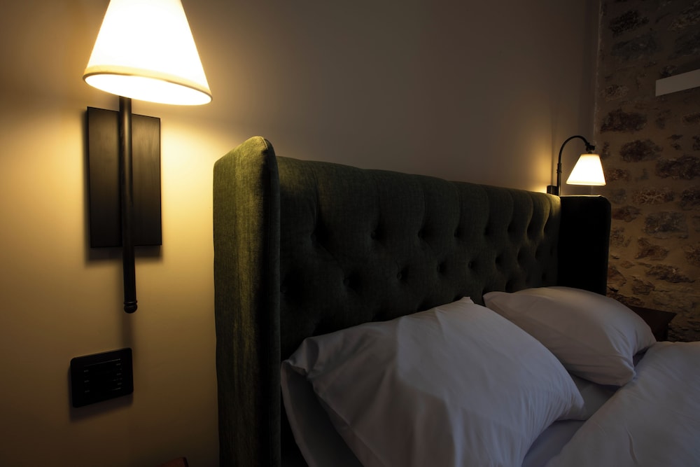 Double Suite with Balcony photo 3