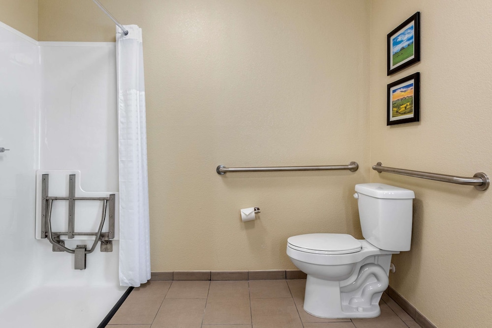 Suite, Multiple Beds, Non Smoking - Photo 6