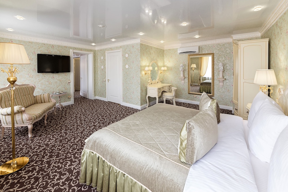 Premier Suite