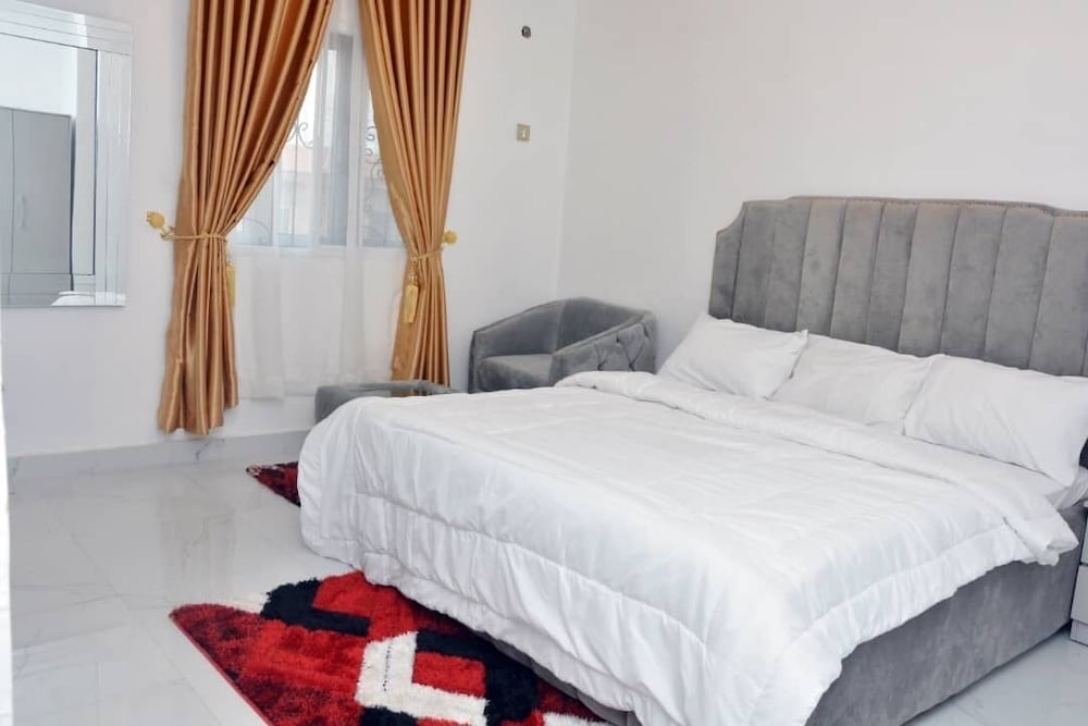 Executive Apartment photo 3