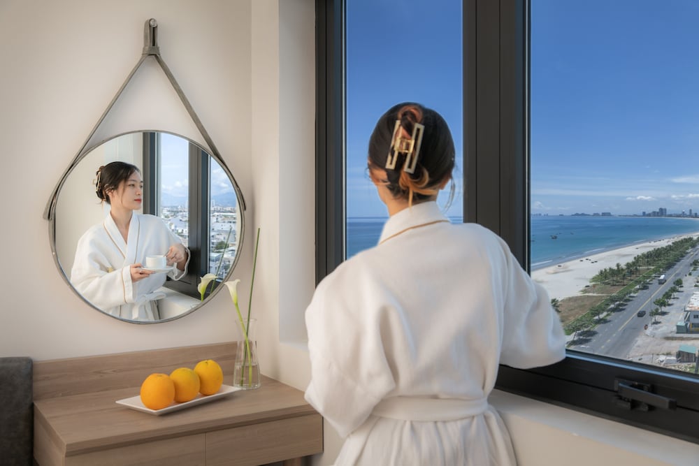 Deluxe Double Room With Sea View - Photo 3