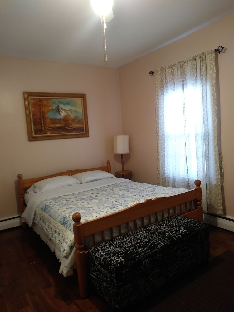 Family Suite, Multiple Beds, Private Bathroom photo 1