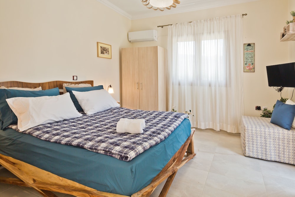 Elite Studio Suite (2)