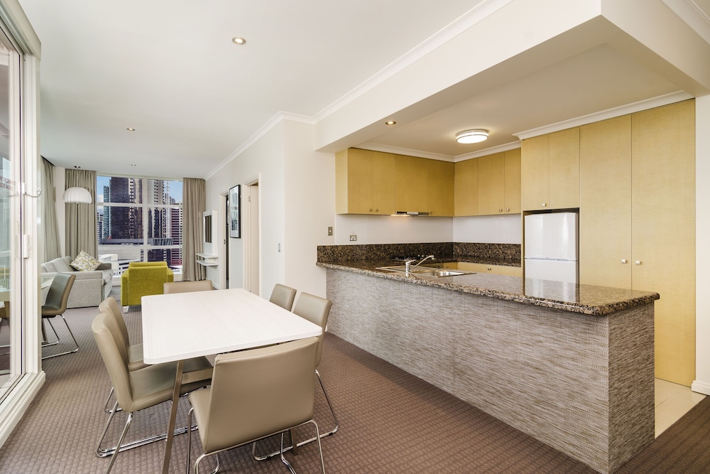 One Bedroom Deluxe King - Photo 3