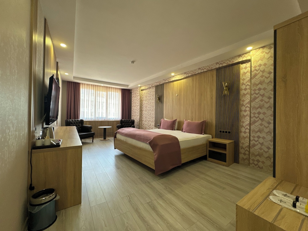 Honeymoon Double Room