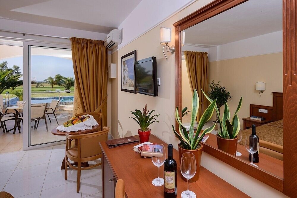 Junior Suite, Private Pool photo 2