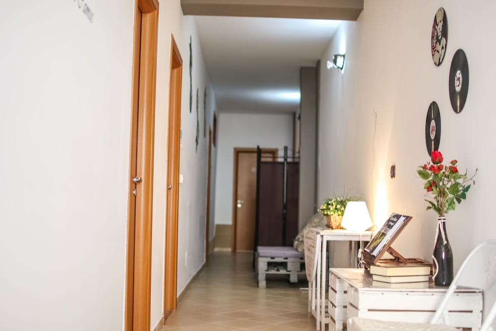 Economy Triple Room