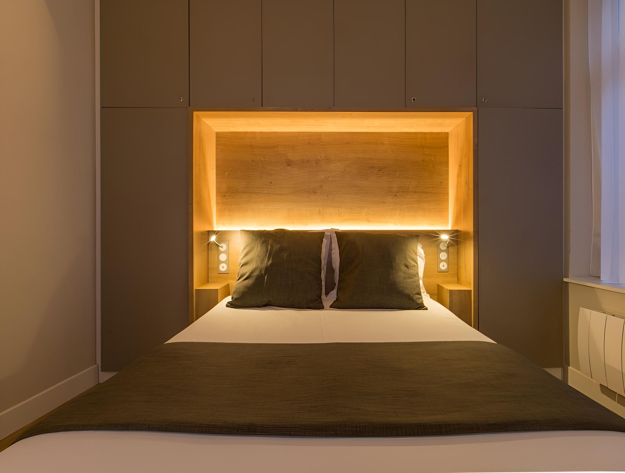 Deluxe Apartment, Ensuite, City View photo 2