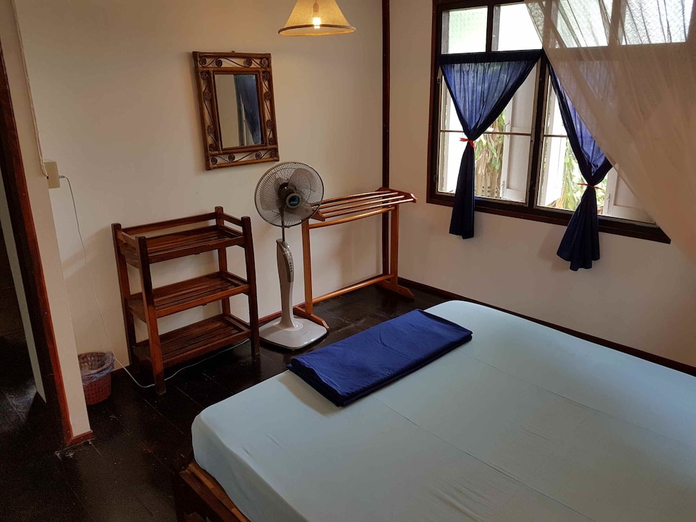 Basic Double or Twin Room photo 2