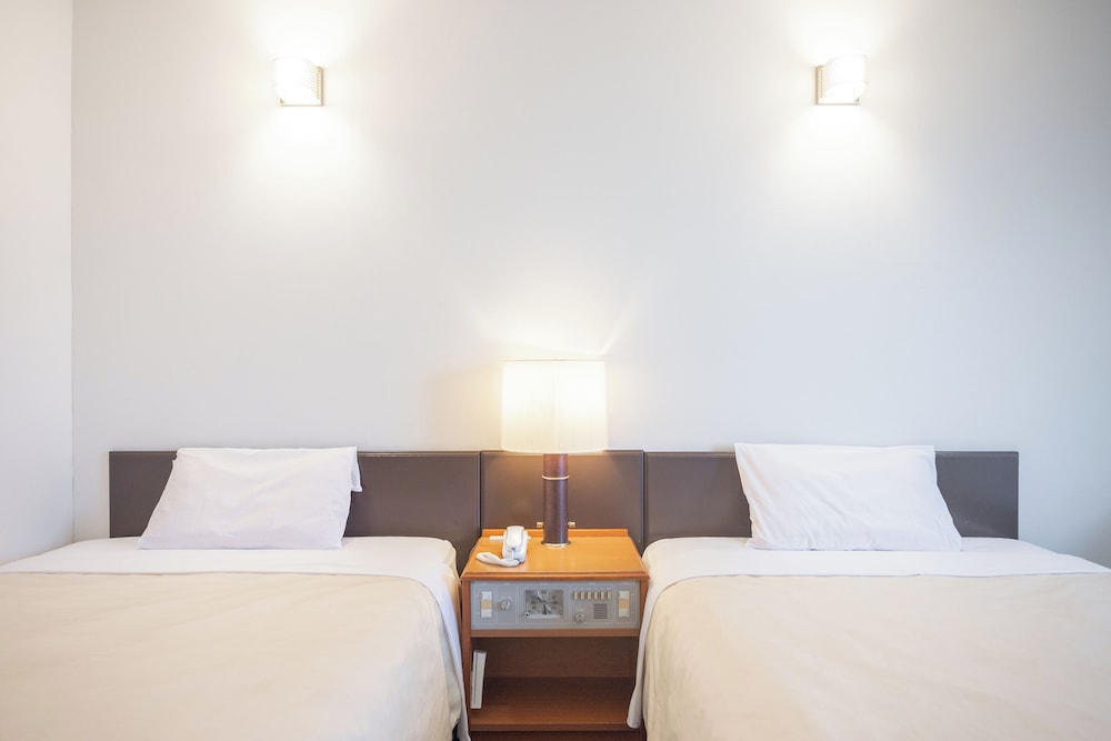 Standard Twin Room, Non Smoking photo 3