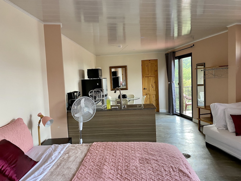 Signature Studio, Mountain View photo 1