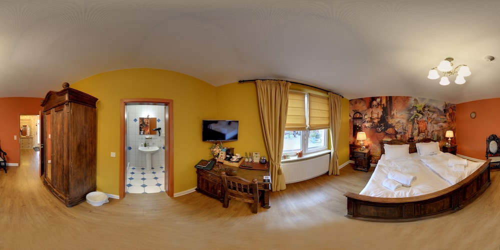 Sherlock Holmes Room photo 2