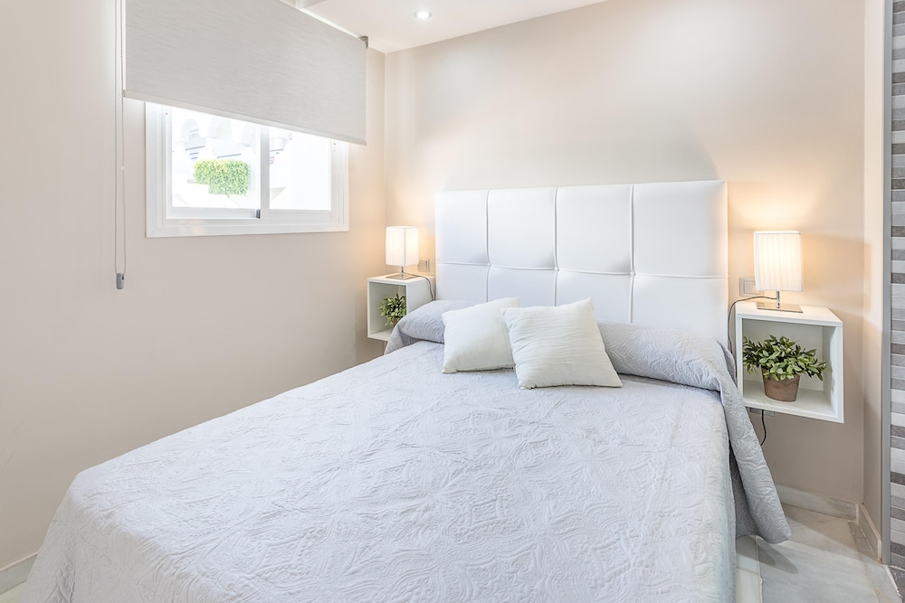 Family Townhome, Multiple Bedrooms, 2 Bathrooms (Marbella Resort 4 Pool Whirlpool)