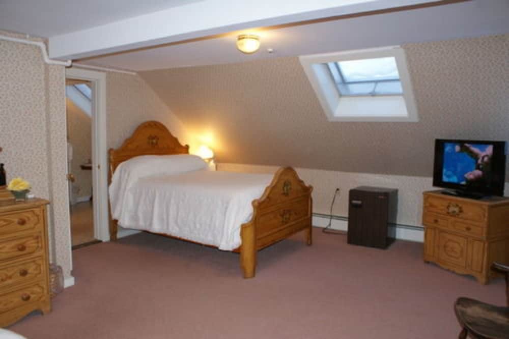 Room (Two Beds Q&F) photo 2