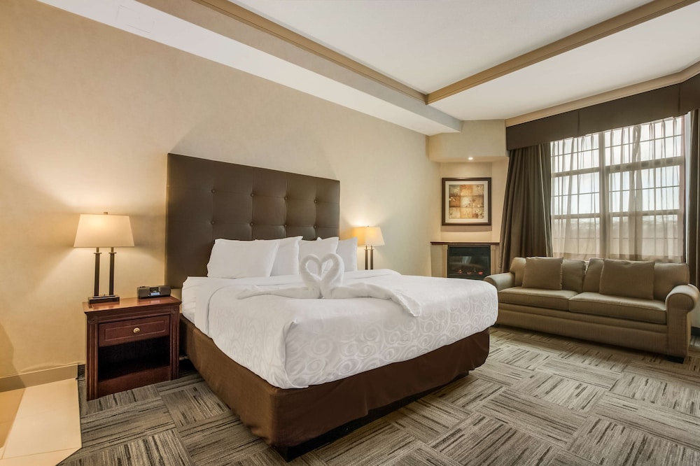 Standard Room, 1 Queen Bed, Non Smoking, Fireplace (with Sofabed) - Photo 8
