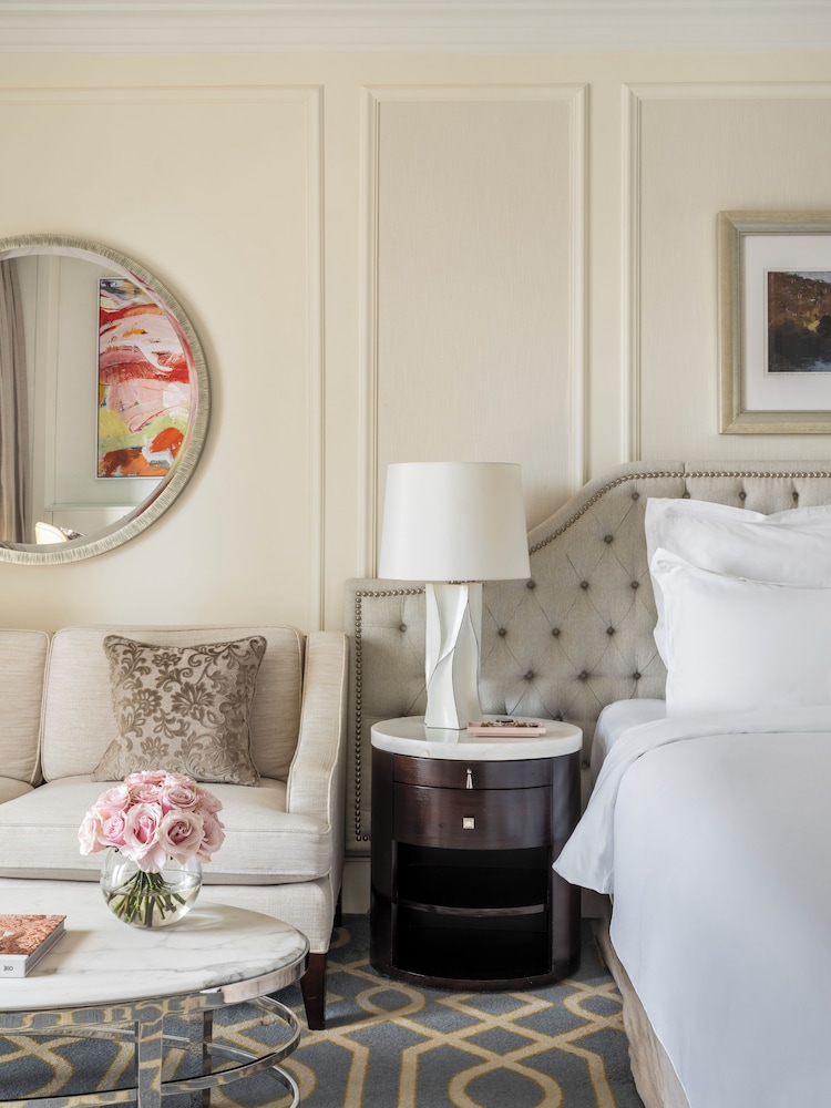 Superior Room, City View