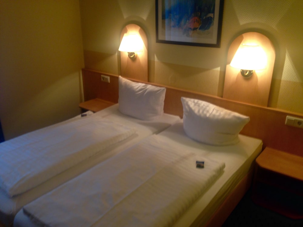 Single Room photo 3