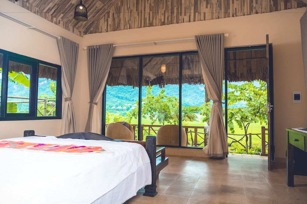 Deluxe Double or Twin Room photo 2
