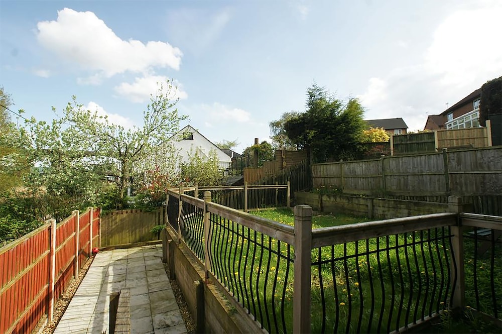 House, Multiple Beds, Non Smoking, River View photo 2