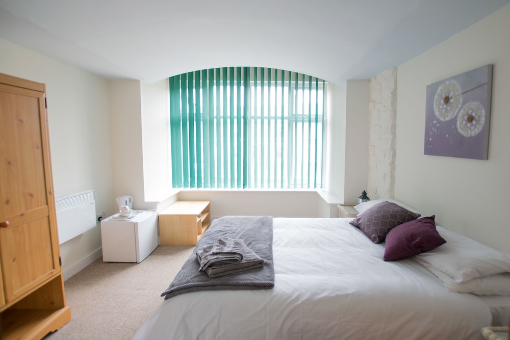 Basic Double Room, 1 Double Bed photo 3