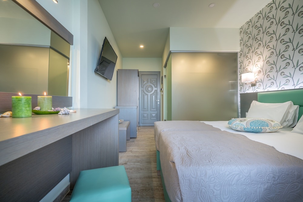 Deluxe Double or Twin Room, Hot Tub, Sea View