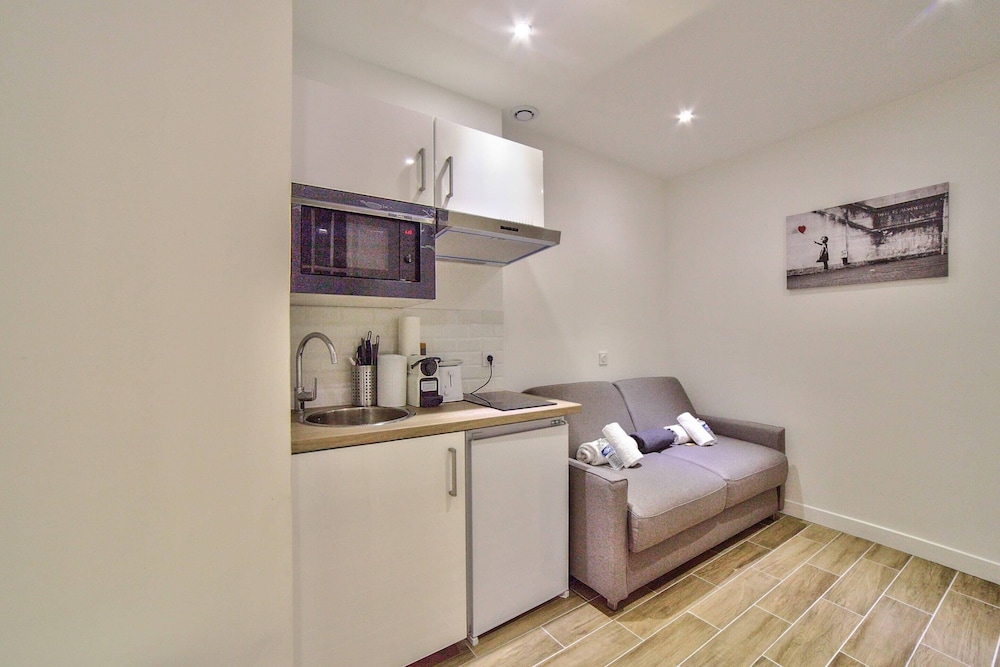 Apartment photo 1