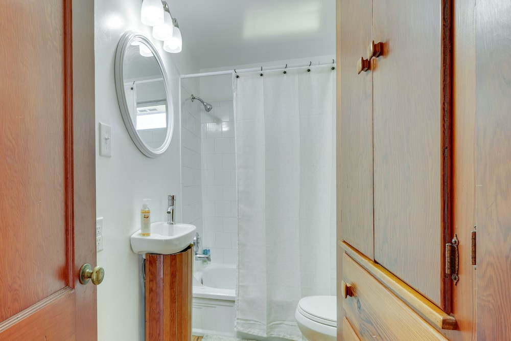 House (2 Bedrooms) photo 3