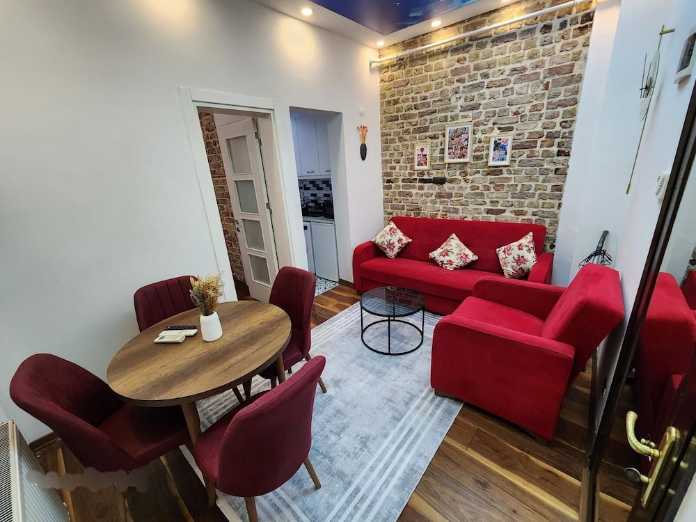 Family Apartment photo 1