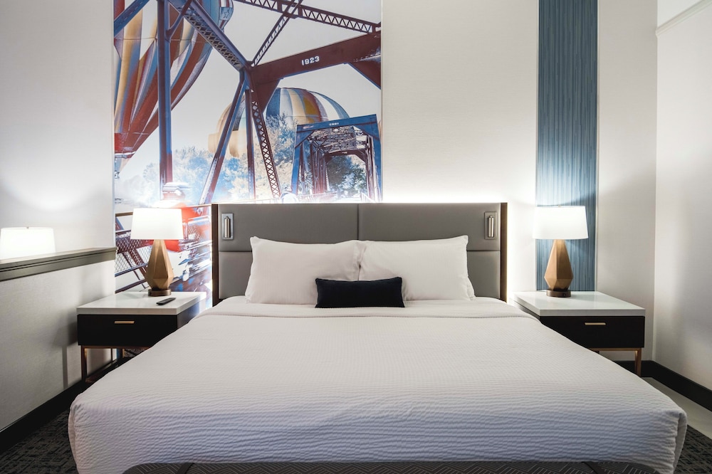 Standard Room, 1 King Bed (Boutique Room) - Photo 2