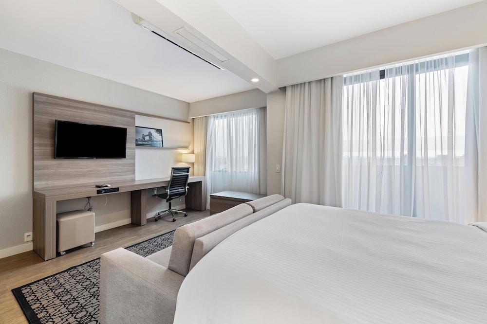 Studio Suite, 1 Queen Bed, Kitchen (Panoramic) - Photo 11