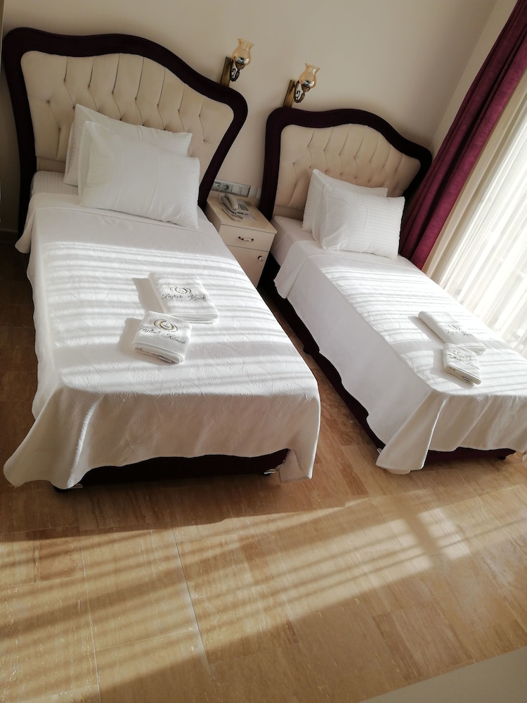 Twin Room, Mountain View photo 1