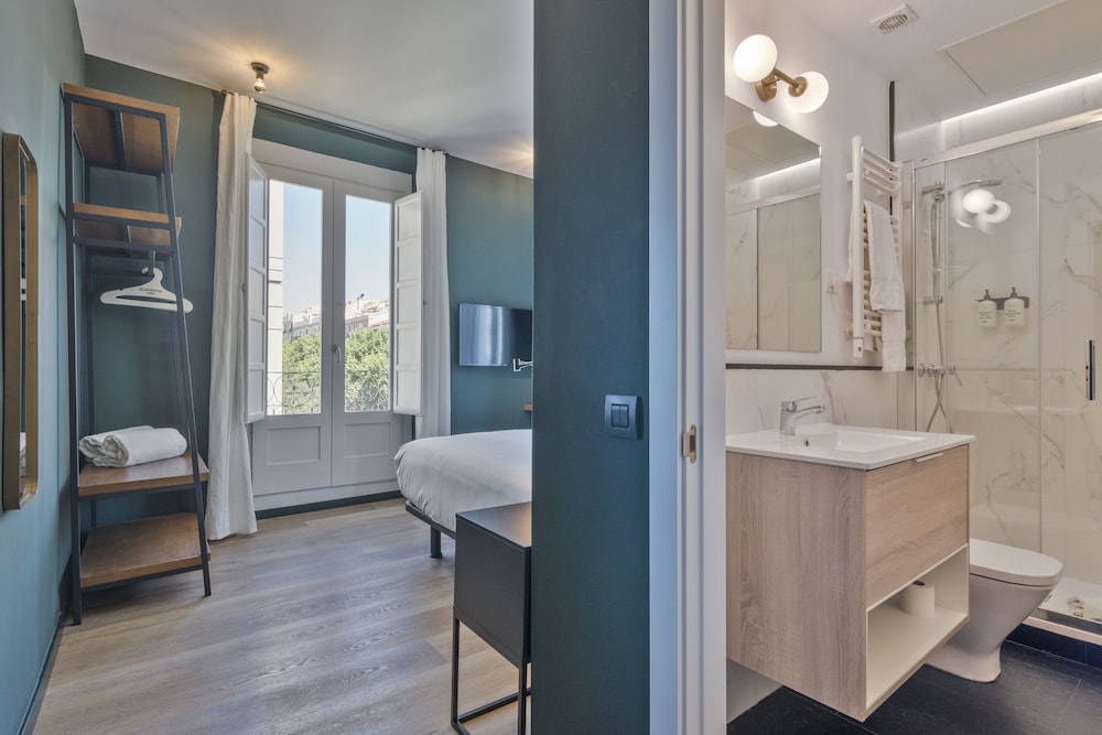 Premium Double Room photo 2