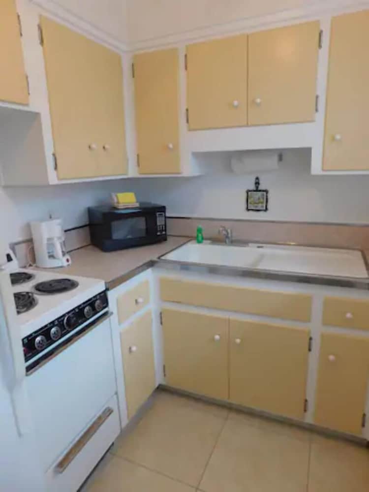 Condo photo 1