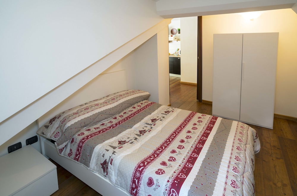 Basic Apartment, 1 Bedroom (7 - Sitte) photo 2